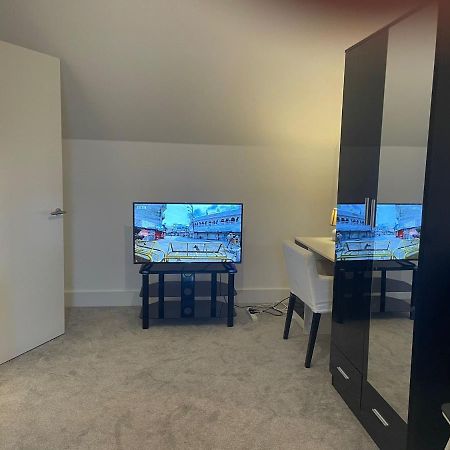 Apartmán Rendezvous Romford Exteriér fotografie