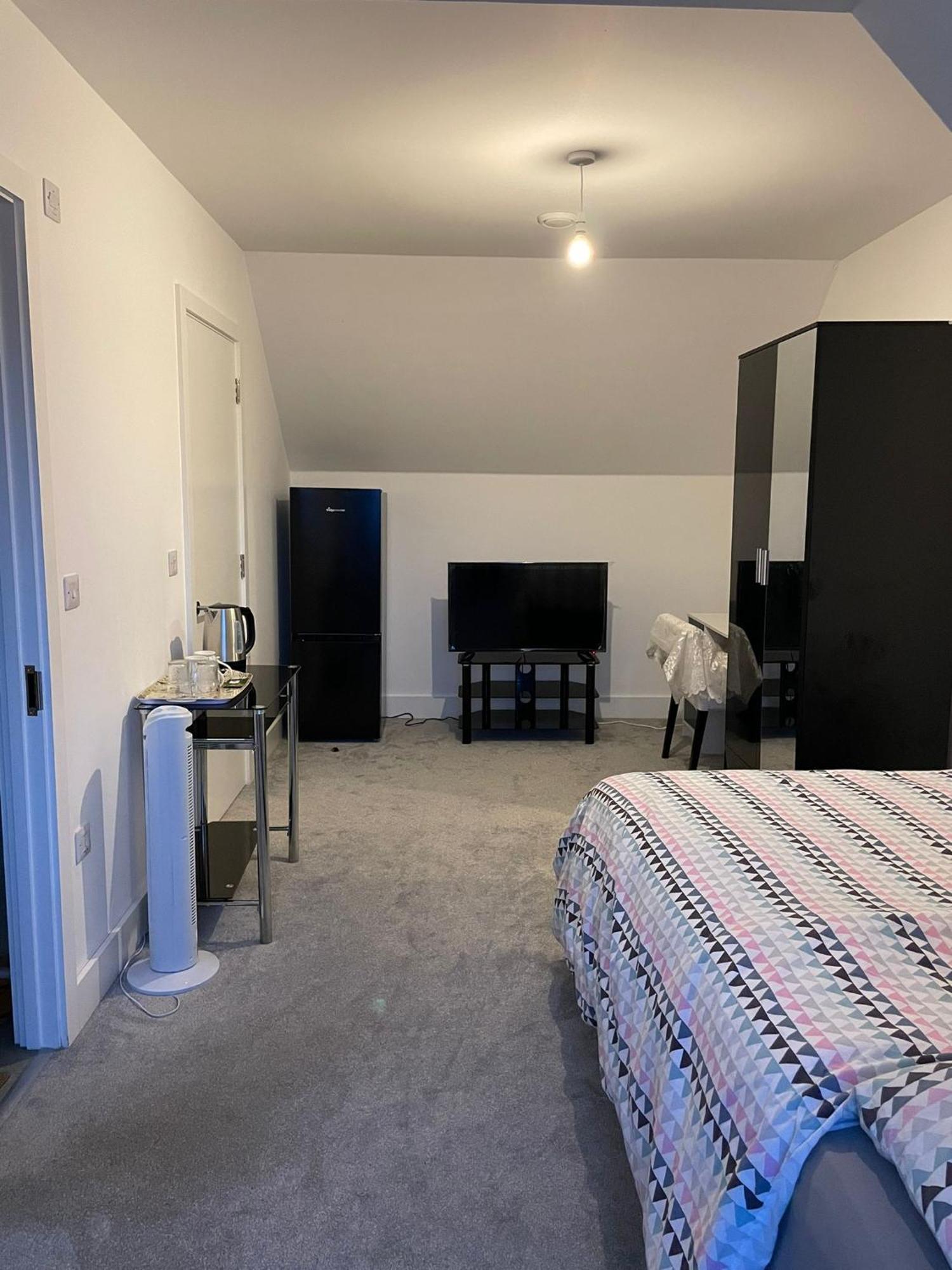 Apartmán Rendezvous Romford Exteriér fotografie